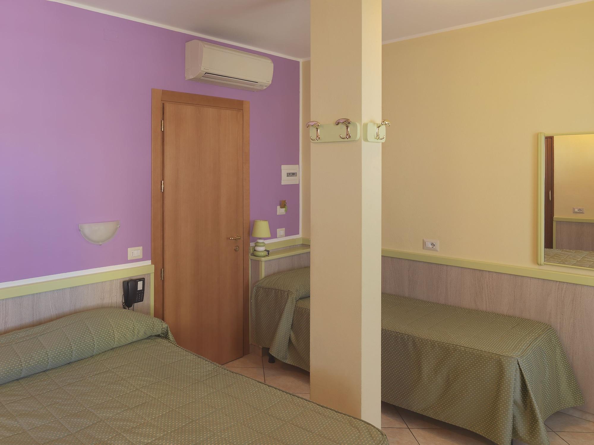 Hotel Arco Romana Милано Екстериор снимка