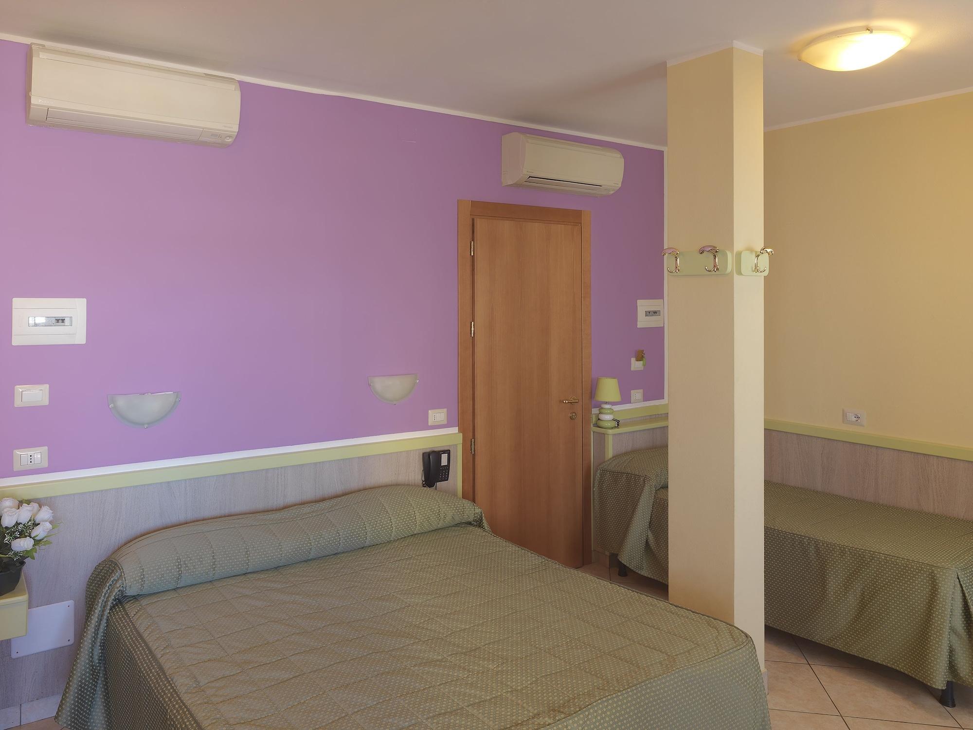 Hotel Arco Romana Милано Екстериор снимка