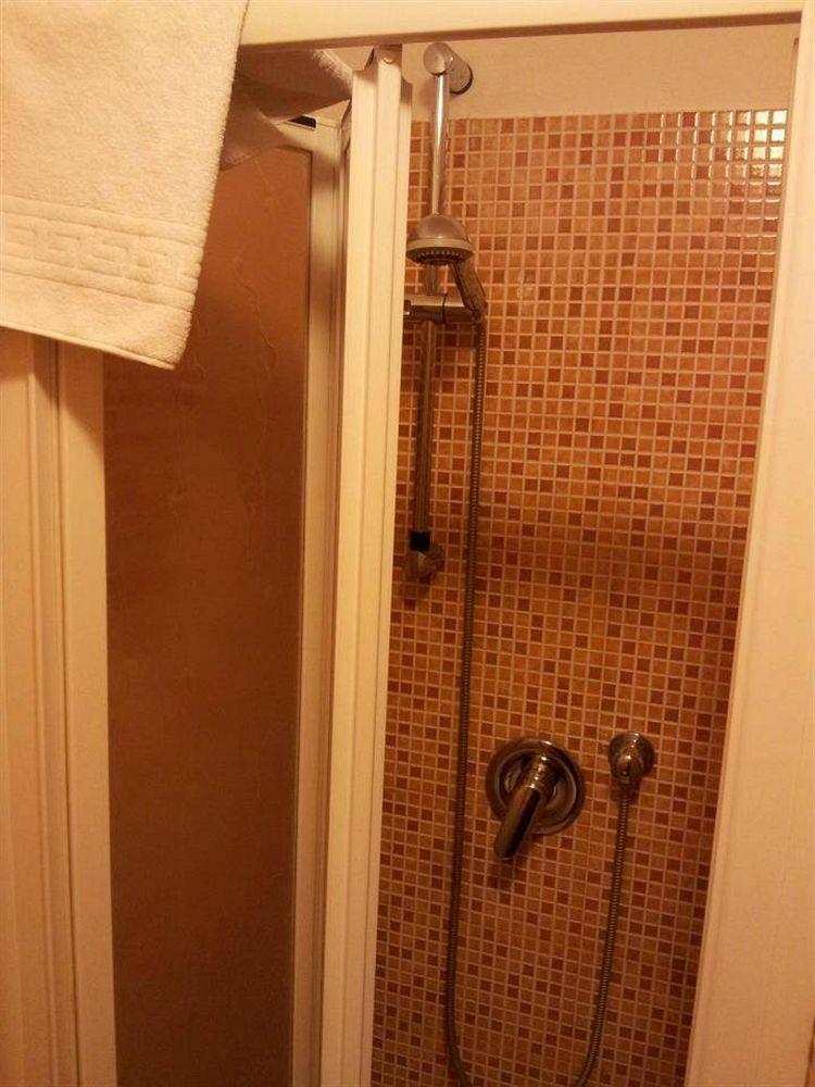 Hotel Arco Romana Милано Екстериор снимка