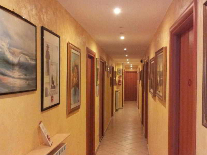 Hotel Arco Romana Милано Екстериор снимка