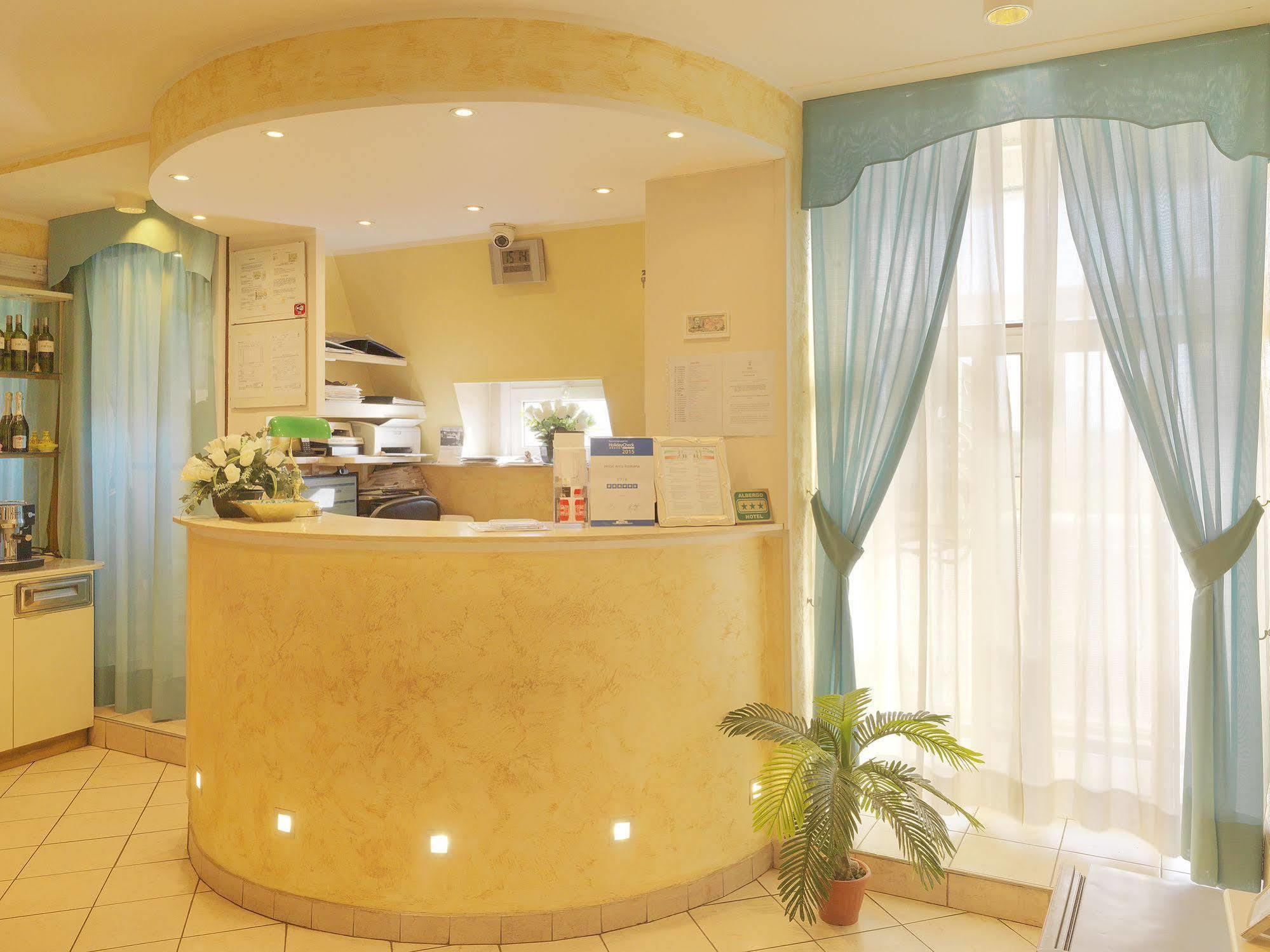 Hotel Arco Romana Милано Екстериор снимка
